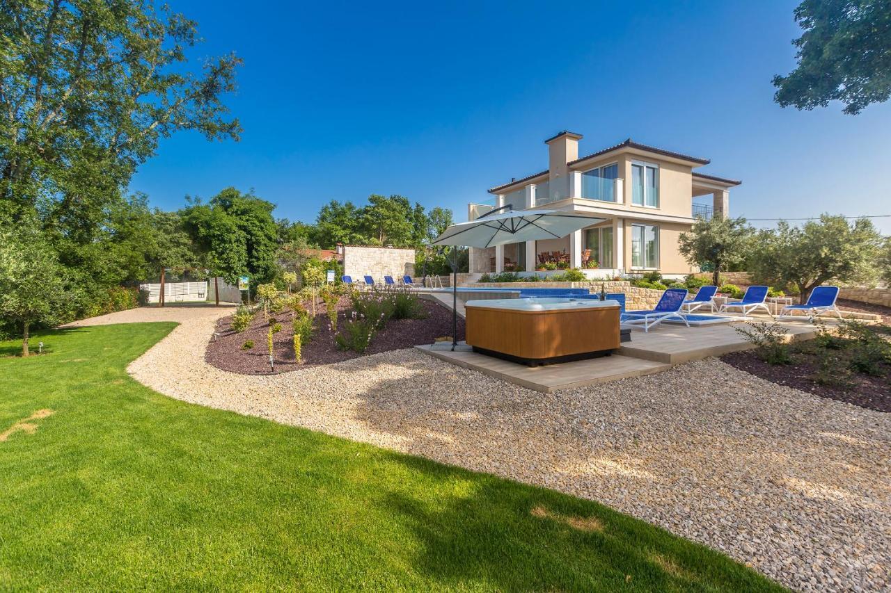Villa Roko Malinska Luaran gambar